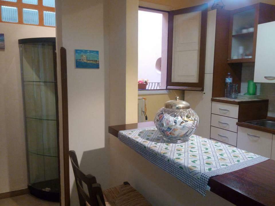 B&B Arco Dell'Orologio 特拉帕尼 外观 照片
